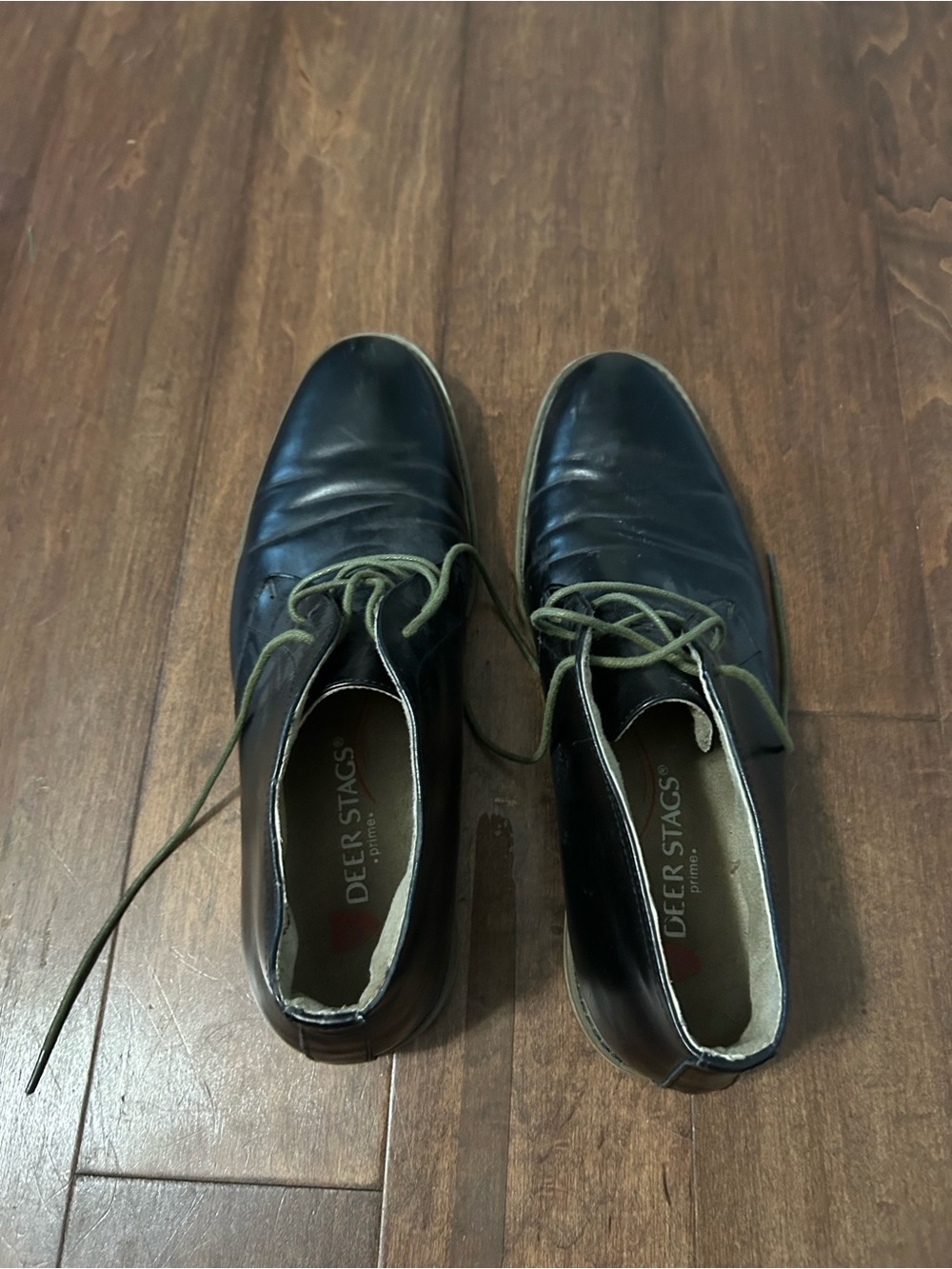 Deer Stags Black Leather Oxford Shoes with Olive Laces